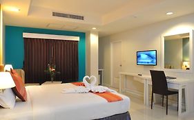 โรงแรมวีซี (SHA Extra Plus)